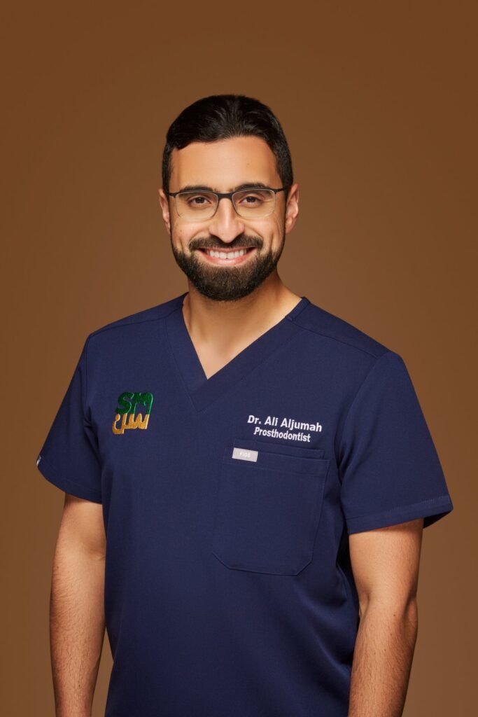Dr. Ali Aljomaa 1 Dr. Ali Aljomaa SN Clinic | عيادة سن